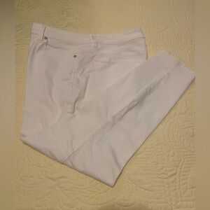 Ann Taylor LOFT -Stylish White Jeans ankle cut. Size 12